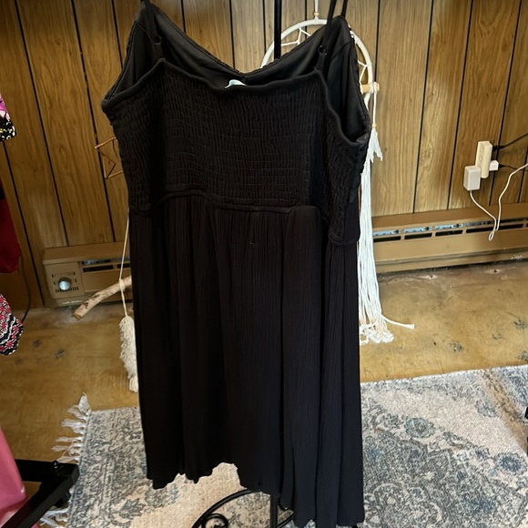 Maurice’s Small Dress - Picture 3 of 3